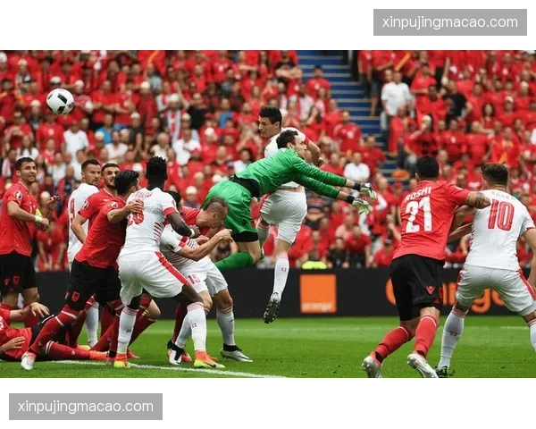 西汉姆联逆转绝杀埃弗顿 保级大战中占据安全区位置